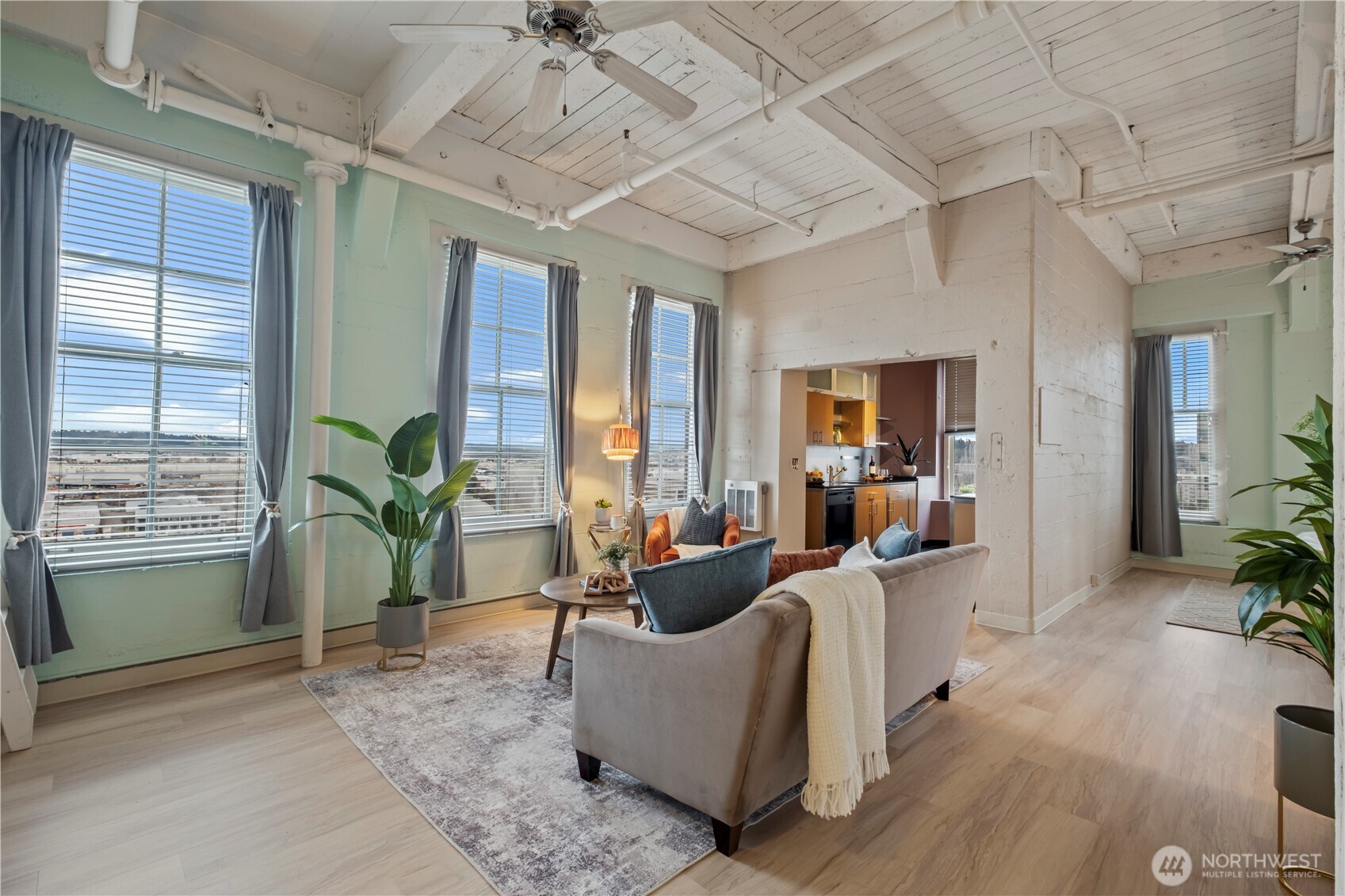 1120 Cliff Avenue 501