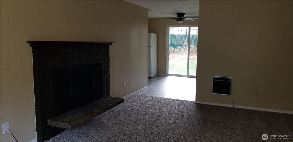 Photo of 9210 9212 204th Street E, Graham, WA 98338 (MLS # 2498485)