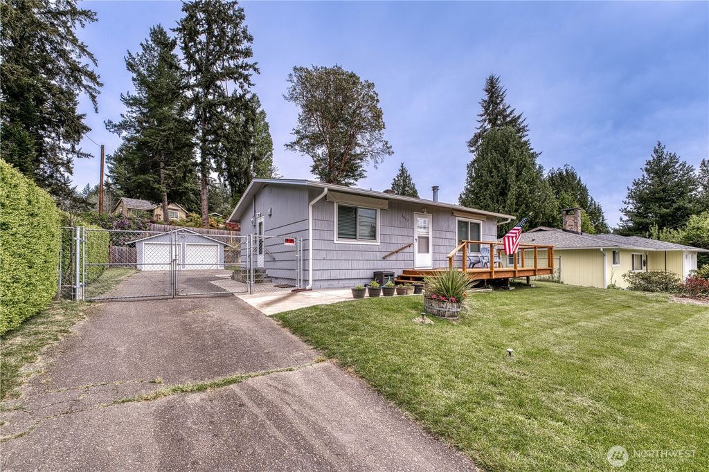 Photo of 3822 Petersville Road NE, Bremerton, WA 98310 (MLS # 2520694)