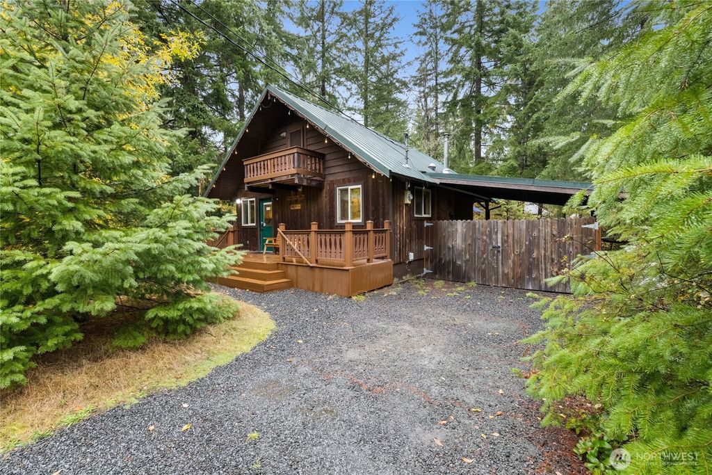 Photo of 113 Big Creek Road, Ashford, WA 98304 (MLS # 2446910)