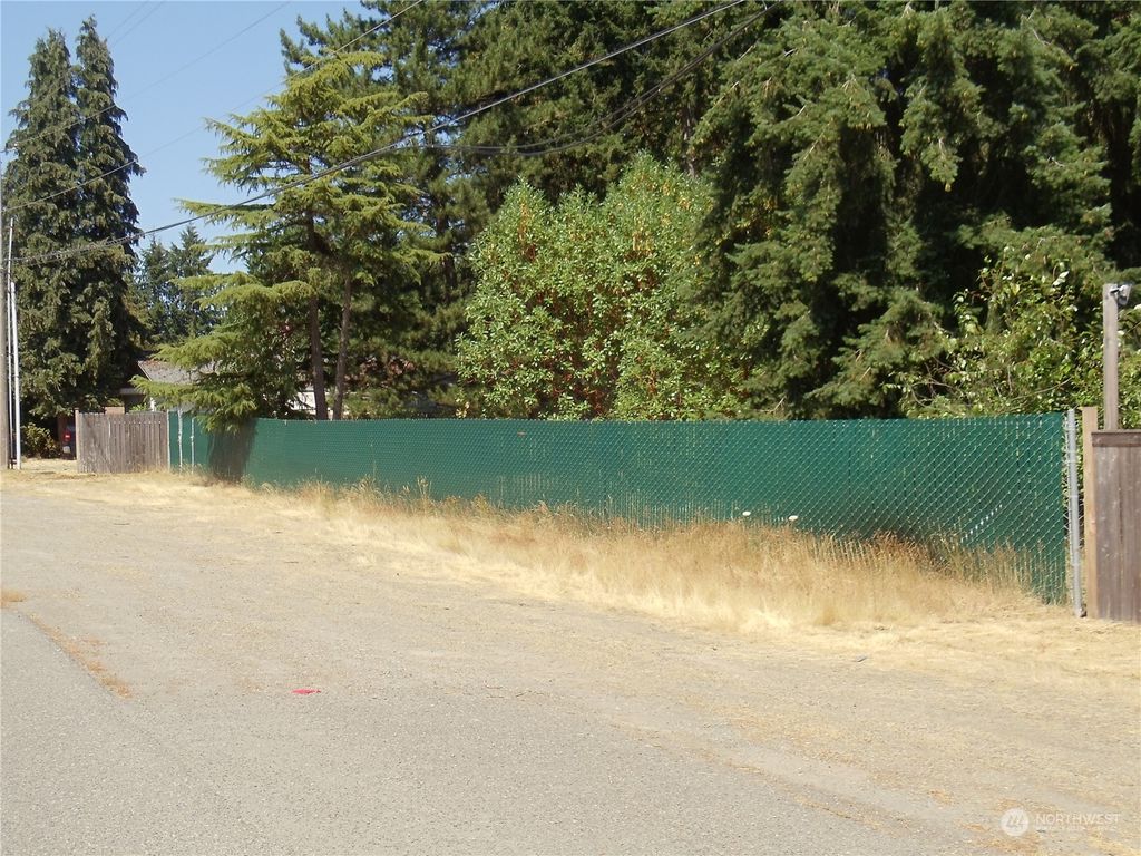 Photo of 37255 39th Avenue S, Auburn, WA 98001 (MLS # 2269545)