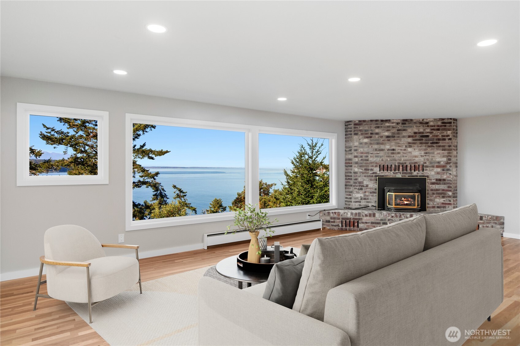 111 W Vancouver Drive