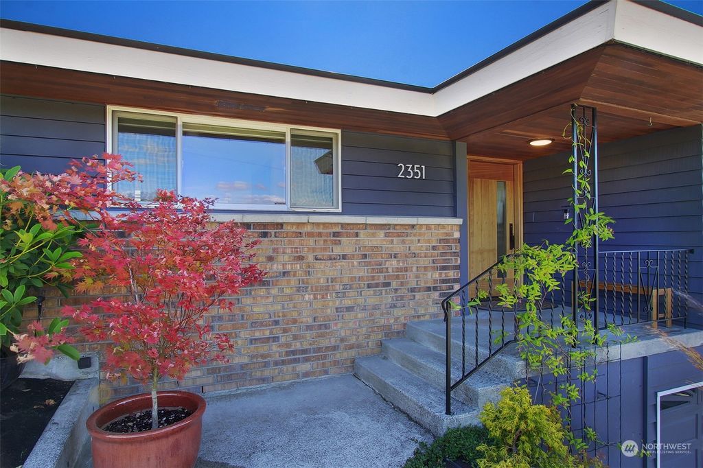 Photo of 2351 NW 89th Place, Seattle, WA 98117 (MLS # 2251442)