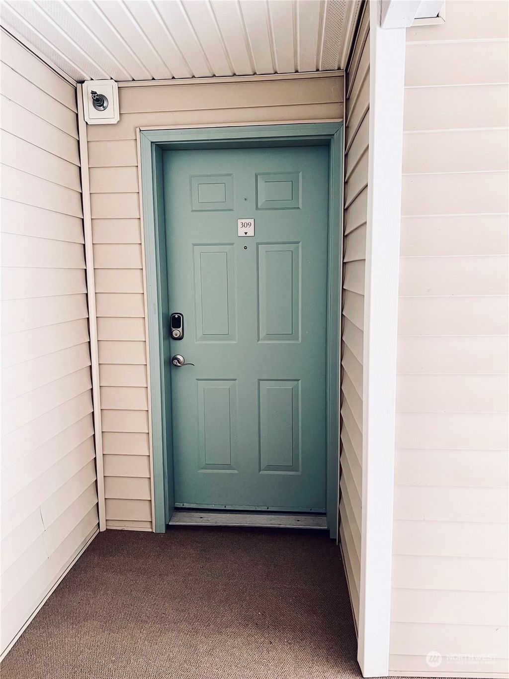 Photo of 1674 118th Avenue SE, Bellevue, WA 98005 (MLS # 2209905)