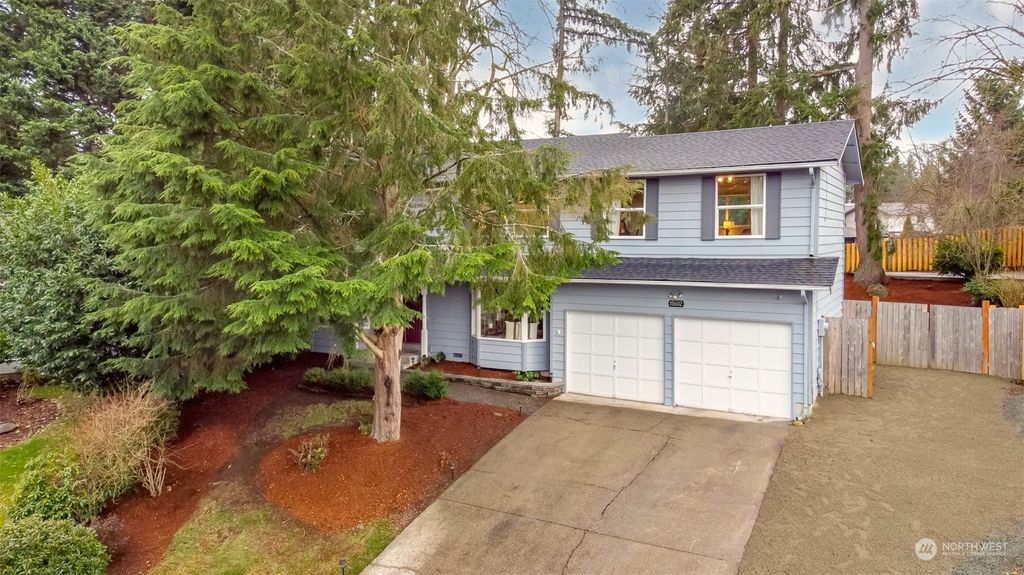 Photo of 15602 SE 178th Street, Renton, WA 98058 (MLS # 2039721)