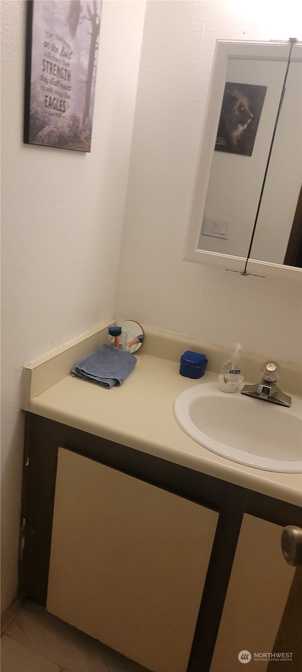 Photo of 418 S 325th Place #X2, Federal Way, WA 98003 (MLS # 2246646)