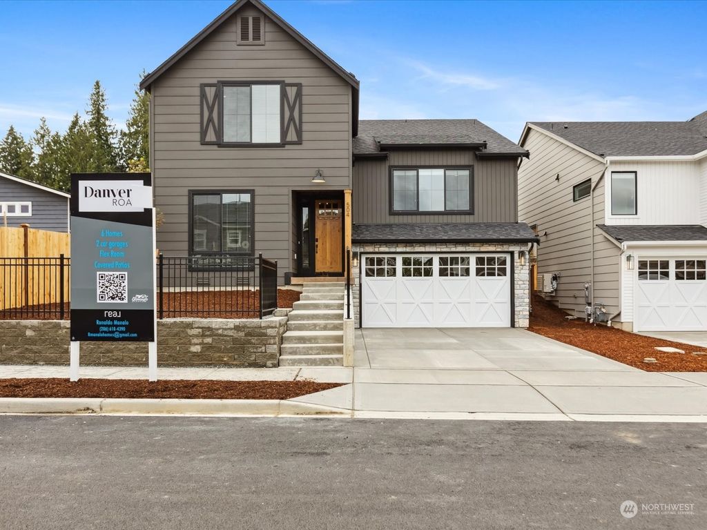 Photo of 516 203rd Place SW #2, Lynnwood, WA 98036 (MLS # 2288195)