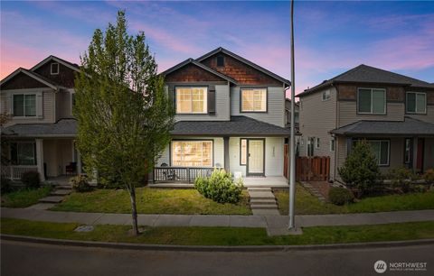 Photo of 4241 Q Street NE, Auburn, WA 98002 (MLS # 2509506)