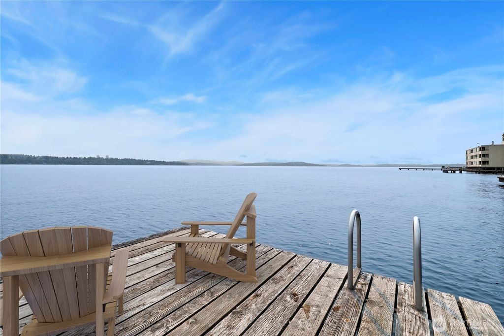 Photo of 1810 43rd Avenue E #203, Seattle, WA 98112 (MLS # 2472240)