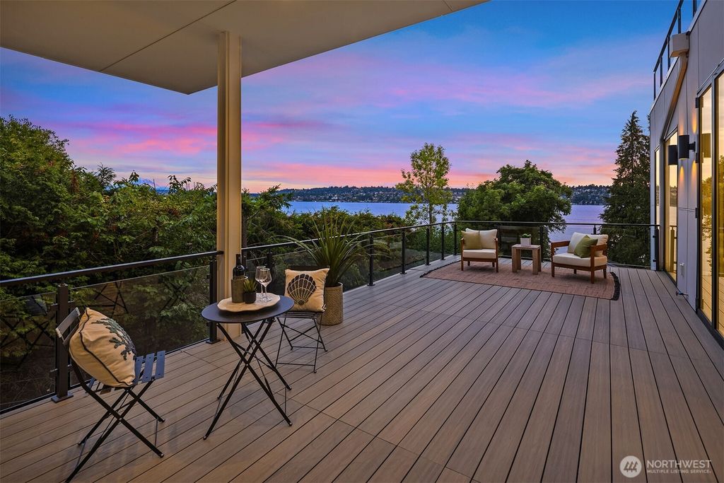 Photo of 8243 W Mercer Way, Mercer Island, WA 98040 (MLS # 2509457)
