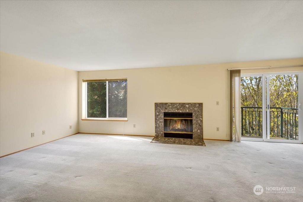 Photo of 1110 W Howe St #204, Seattle, WA 98119 (MLS # 2217507)