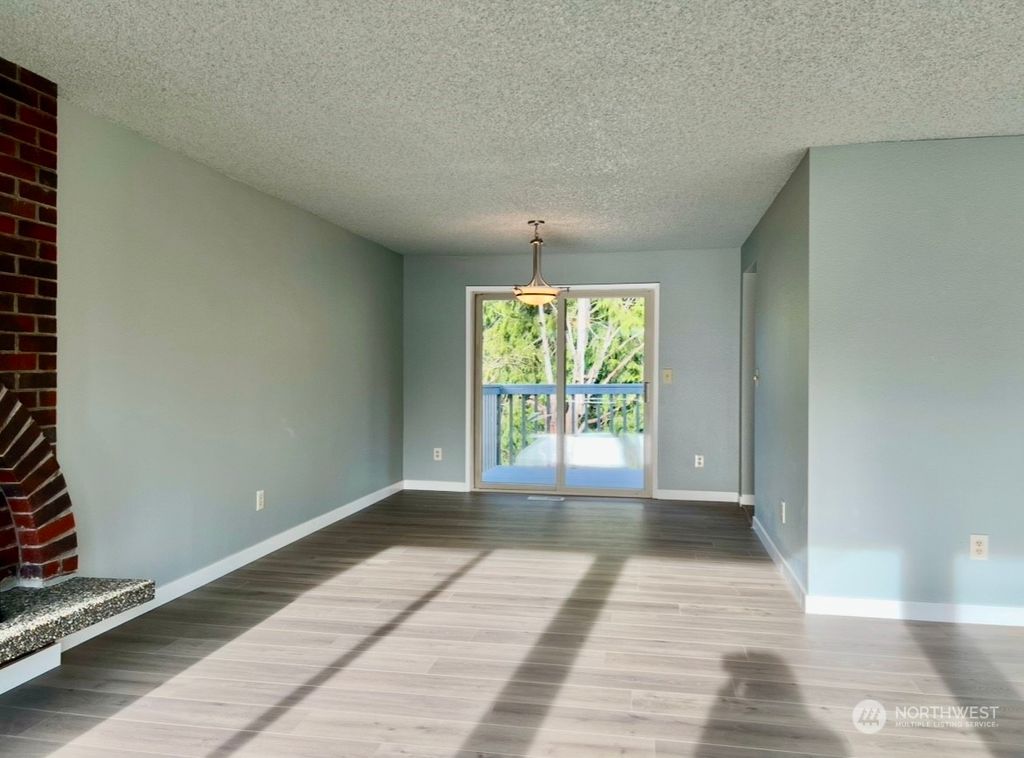 Photo of 4823 100 Place SW, Mukilteo, WA 98275 (MLS # 2324555)