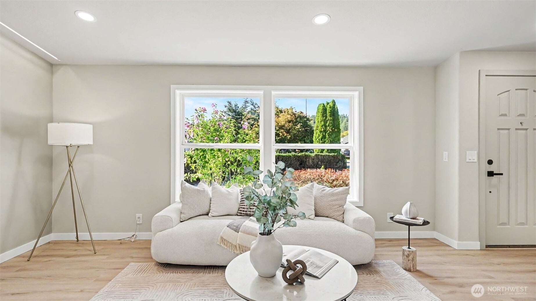 1904 Trilium Lane