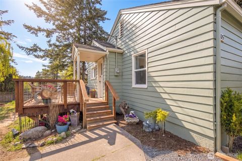 Photo of 205 Franck Street, Friday Harbor, WA 98250 (MLS # 2504990)