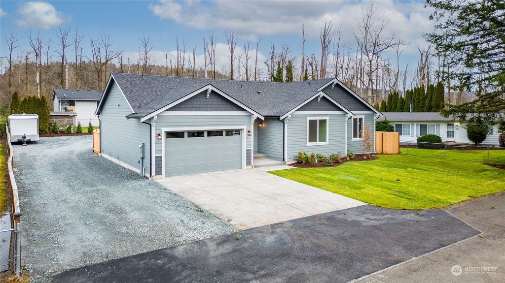 Photo of 430 4th Avenue SE, Pacific, WA 98047 (MLS # 2025542)