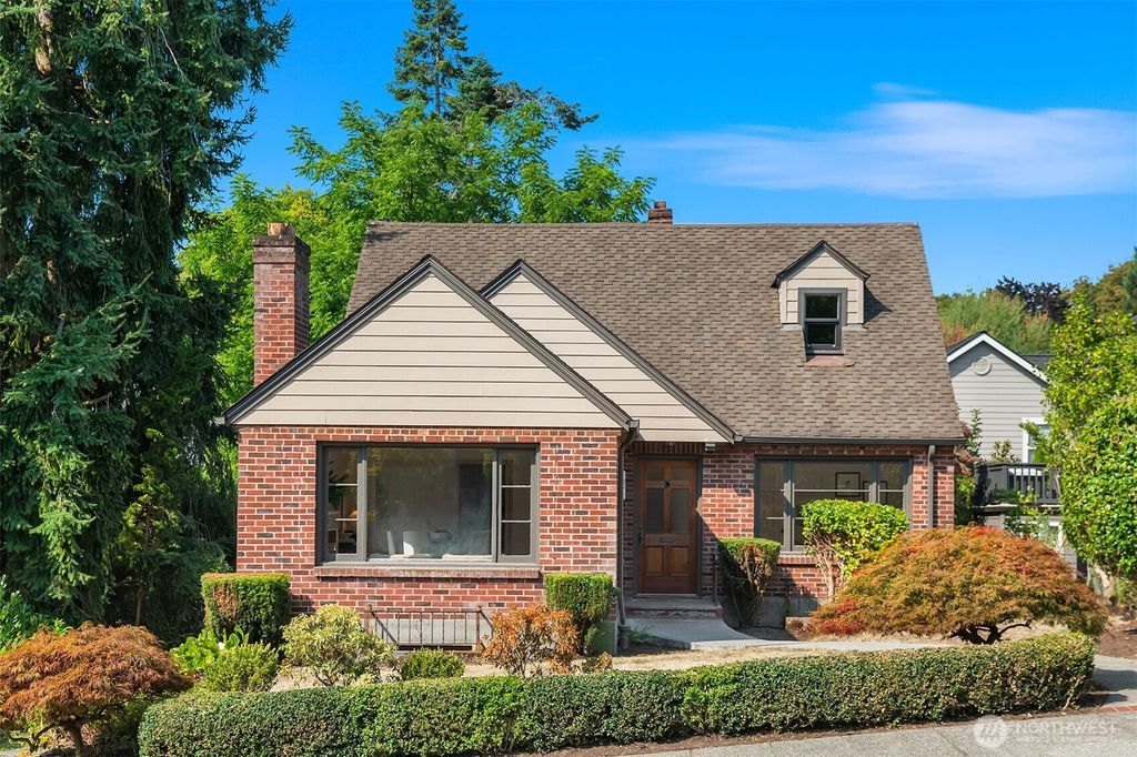 Photo of 4311 50th Avenue NE, Seattle, WA 98105 (MLS # 2428611)