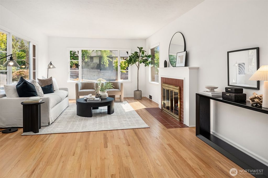 Photo of 4311 50th Avenue NE, Seattle, WA 98105 (MLS # 2428611)