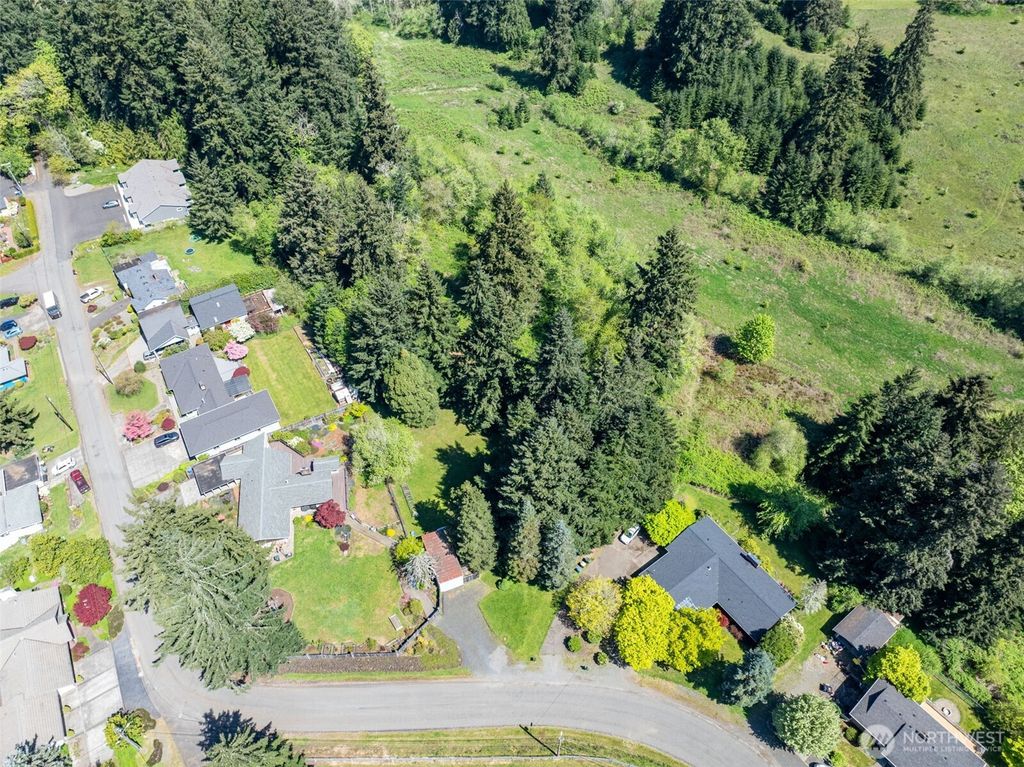 Photo of 398 Byrd St ST, Centralia, WA 98531 (MLS # 2518830)
