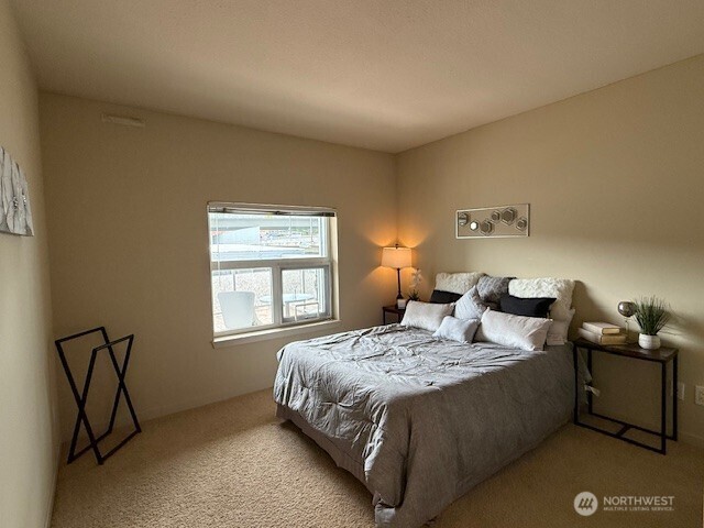 1515 Dock Street 210