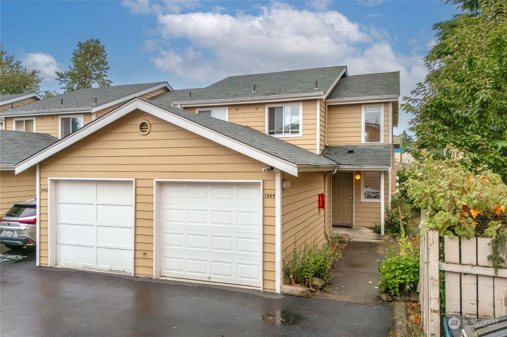 Photo of 1444 S 308th Lane, Federal Way, WA 98003 (MLS # 2284927)