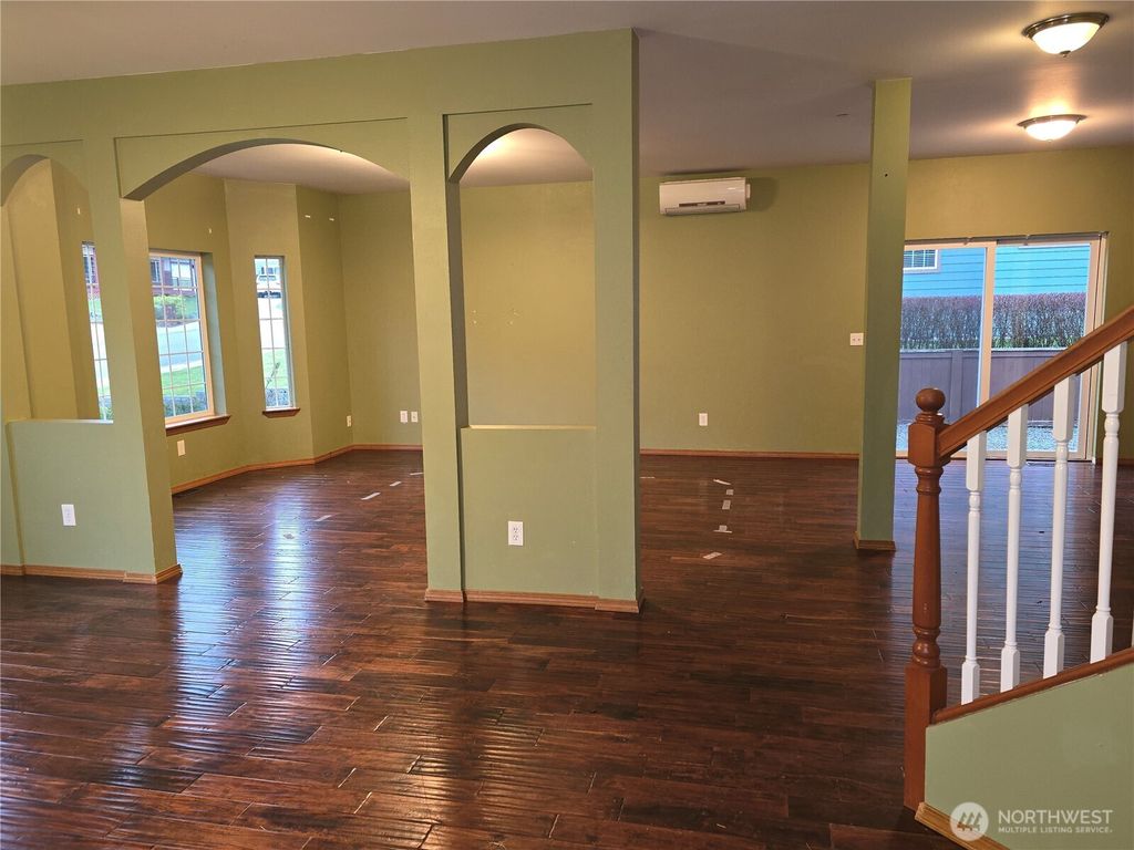 Photo of 1006 Cathleen Street, Port Angeles, WA 98363 (MLS # 2463490)