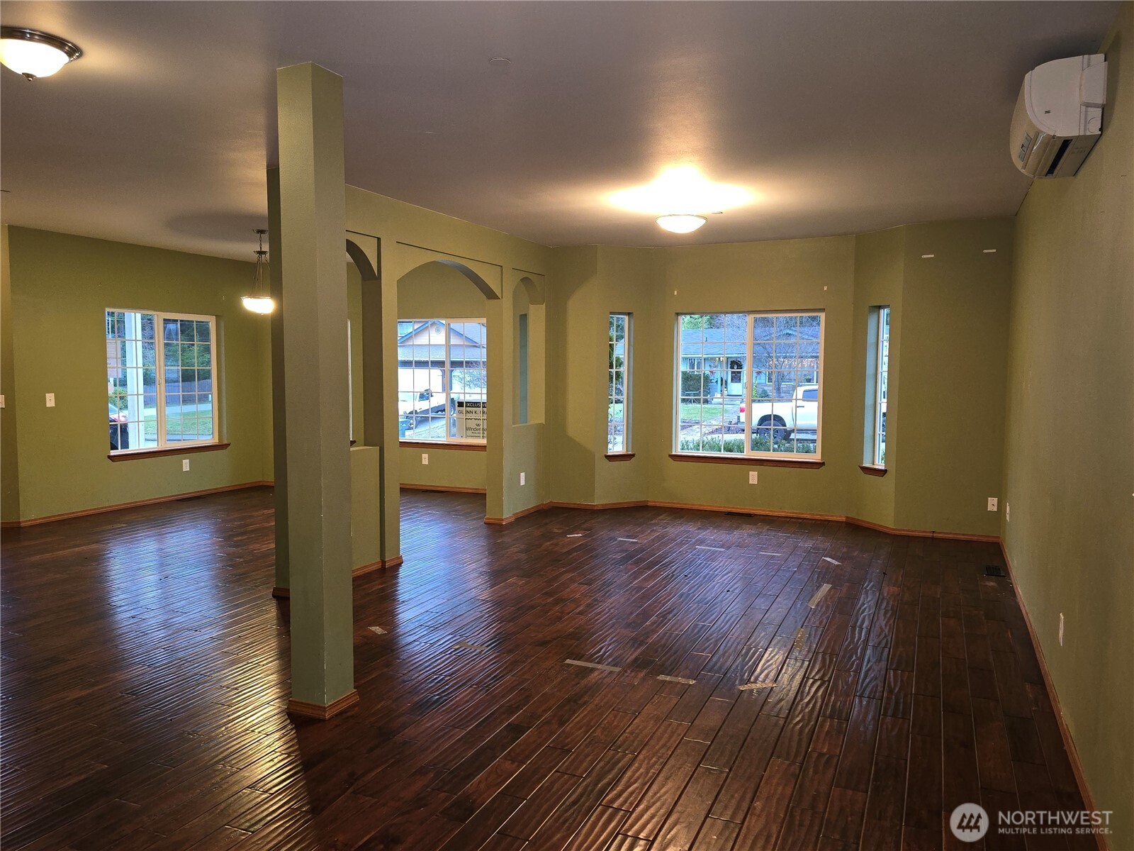 1006 Cathleen Street