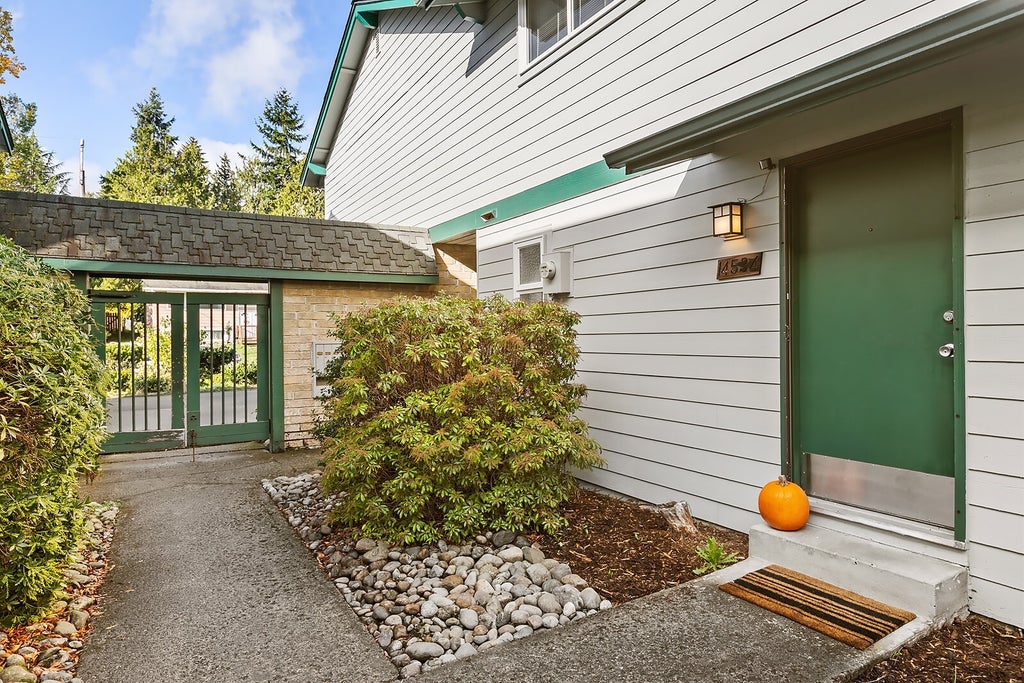Photo of 14534 30th Avenue NE #C-7, Shoreline, WA 98155 (MLS # 2597652)