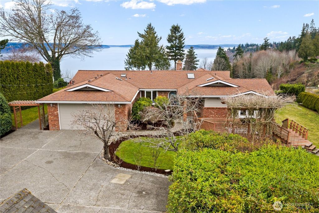 Photo of 5717 88th Street SW, Mukilteo, WA 98275 (MLS # 2472997)