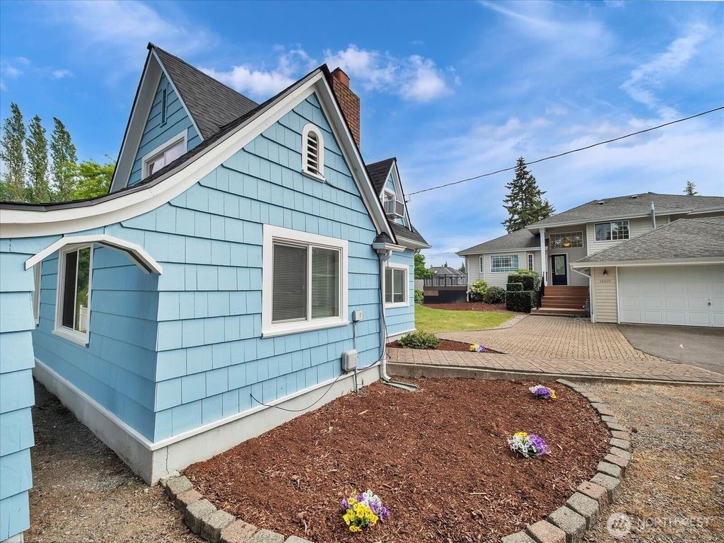 Photo of 16927 52nd Avenue W, Lynnwood, WA 98037 (MLS # 2432626)