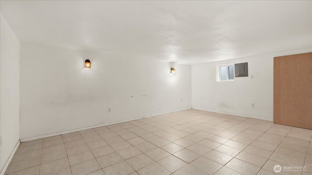 listing image 9360091293078150265