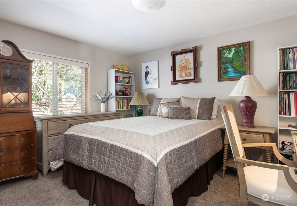 listing image 9367035408821495166