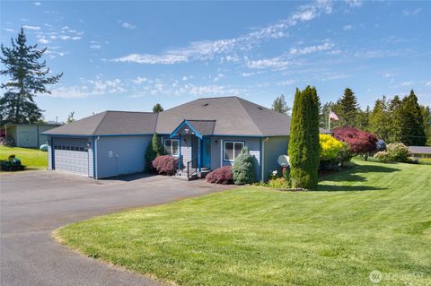 Photo of 23086 Buchanan Street, Mount Vernon, WA 98273 (MLS # 2526441)