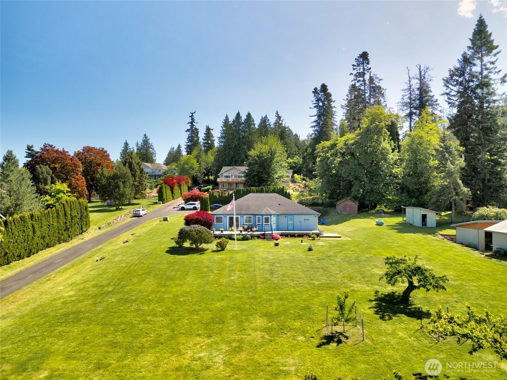 Photo of 23086 Buchanan Street, Mount Vernon, WA 98273 (MLS # 2526441)