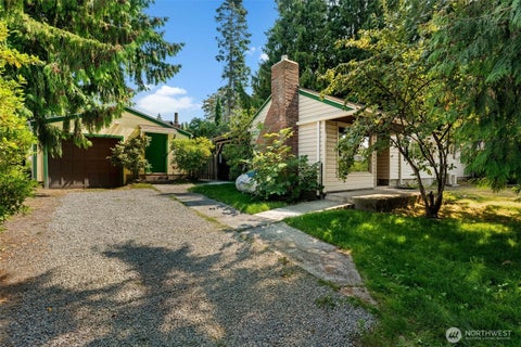 Photo of 1102 15th Avenue, Milton, WA 98354 (MLS # 2568253)