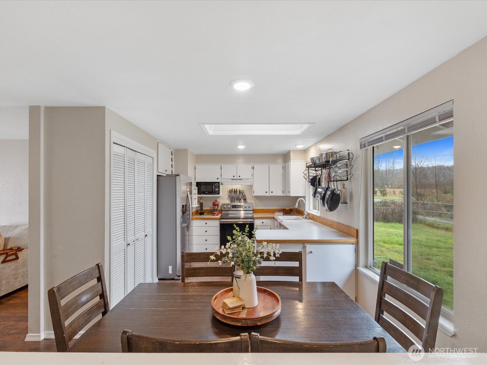 5827 145th Street NE