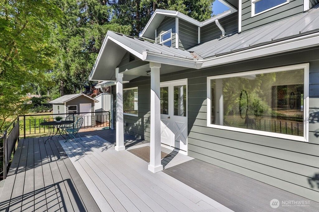 Photo of 11010 Avondale Road NE, Redmond, WA 98052 (MLS # 2414626)