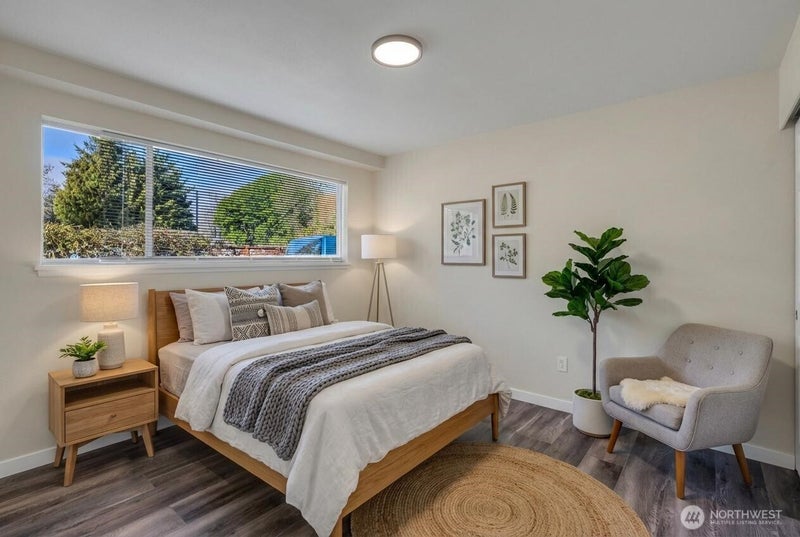 748 S Cloverdale Street Unit 6