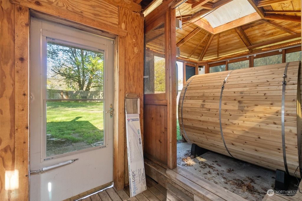 listing image 9367313523738733480