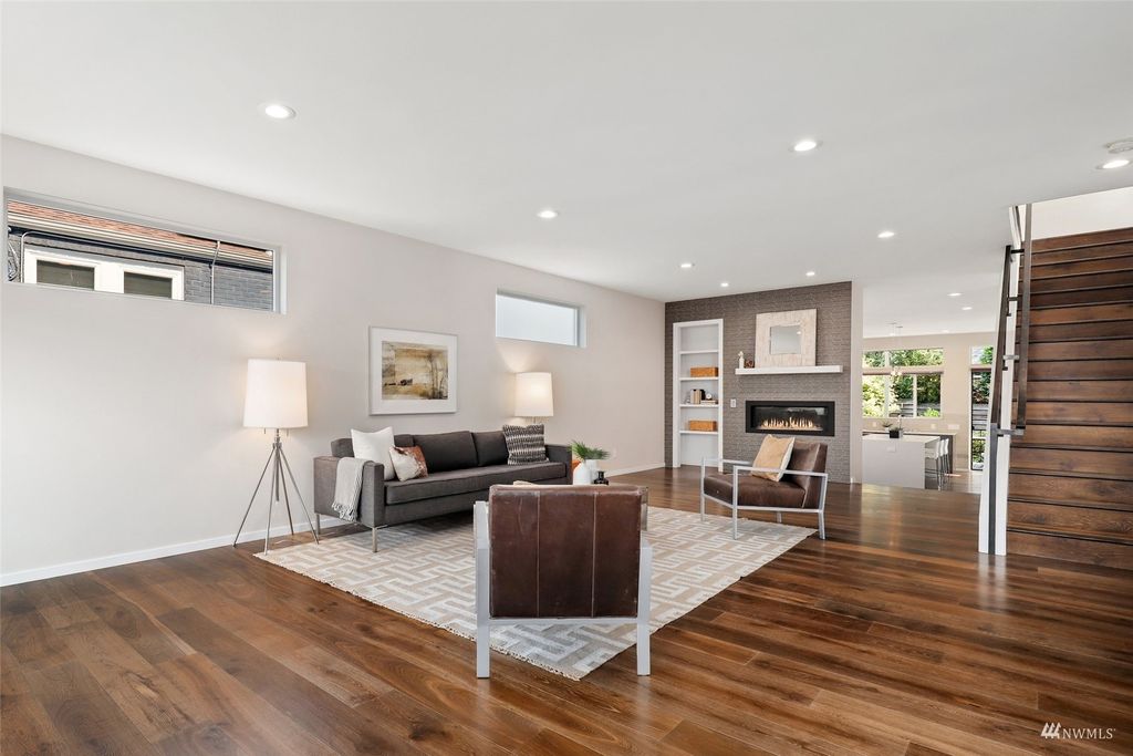Photo of 2114 29th Avenue S, Seattle, WA 98144 (MLS # 1995084)