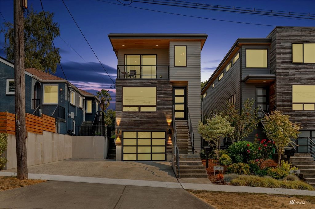 Photo of 2114 29th Avenue S, Seattle, WA 98144 (MLS # 1995084)