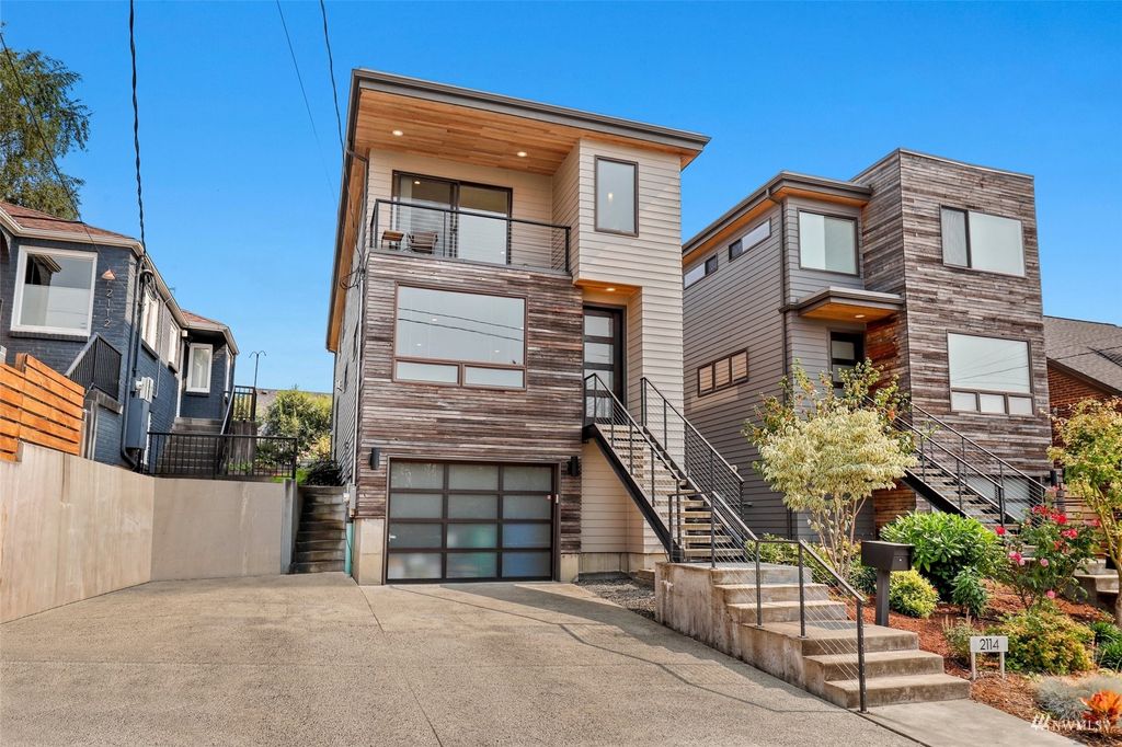 Photo of 2114 29th Avenue S, Seattle, WA 98144 (MLS # 1995084)