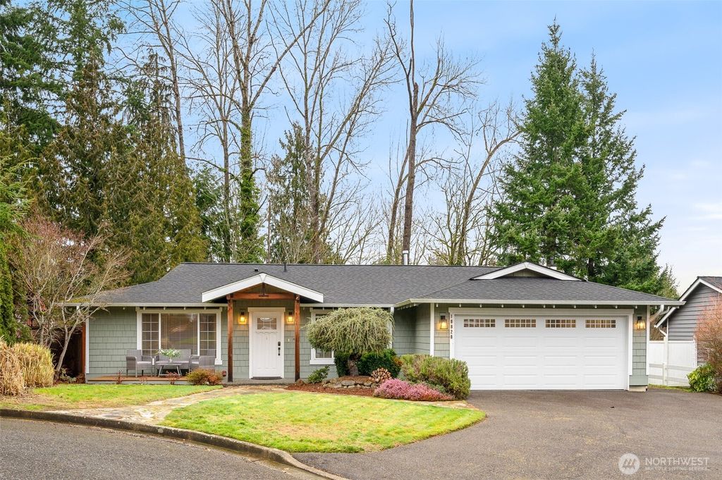 Photo of 10820 NE 154th Place, Bothell, WA 98011 (MLS # 2334703)