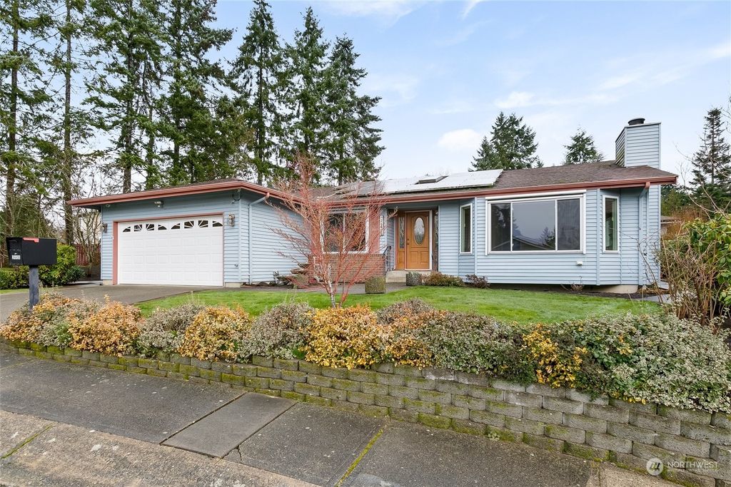 Photo of 24406 10th Avenue S, Des Moines, WA 98198 (MLS # 2199905)