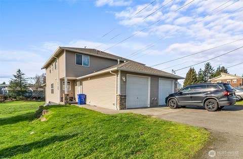 Photo of 2905 11th Street #B, Everett, WA 98201 (MLS # 2565675)