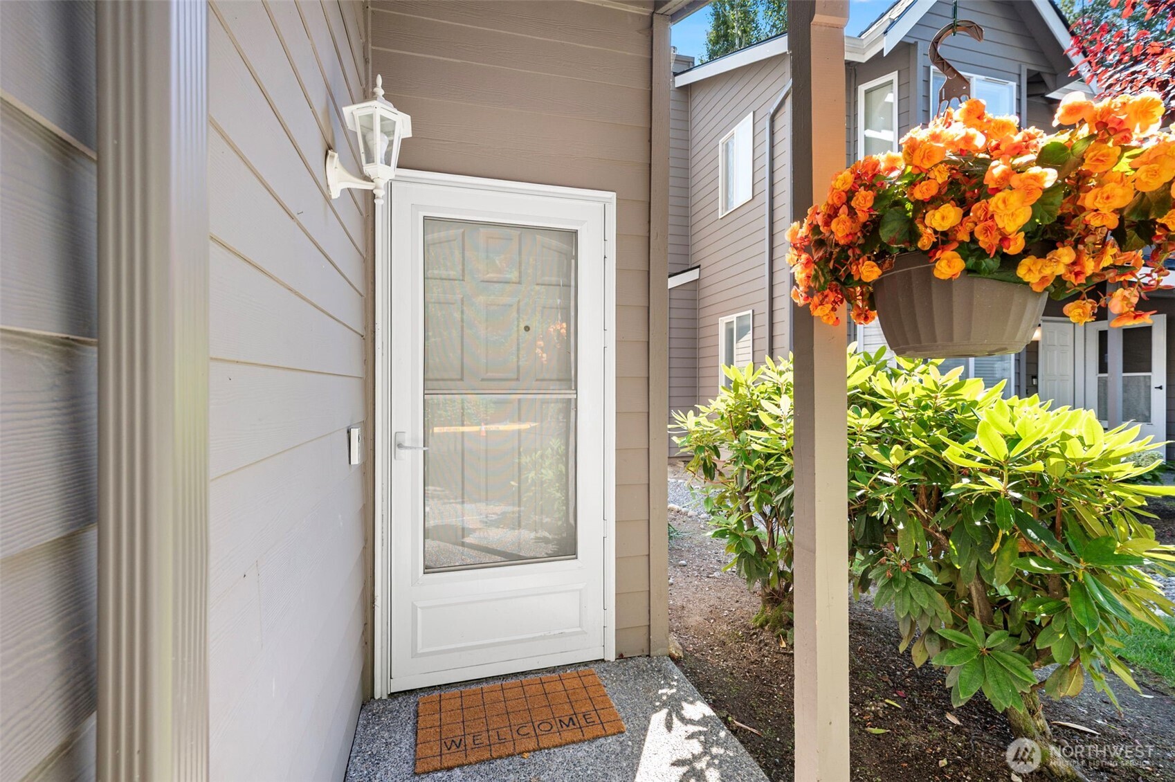 321 SE Orchard Drive 15