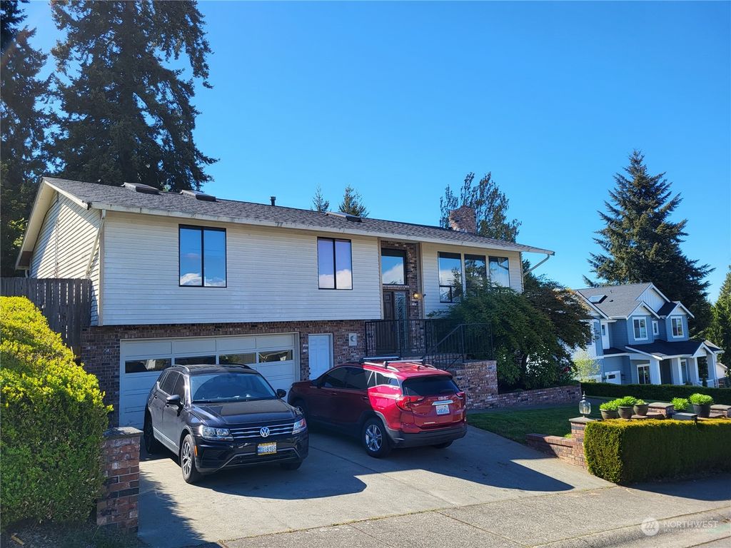 Photo of 4427 158th Avenue SE, Bellevue, WA 98006 (MLS # 2230355)