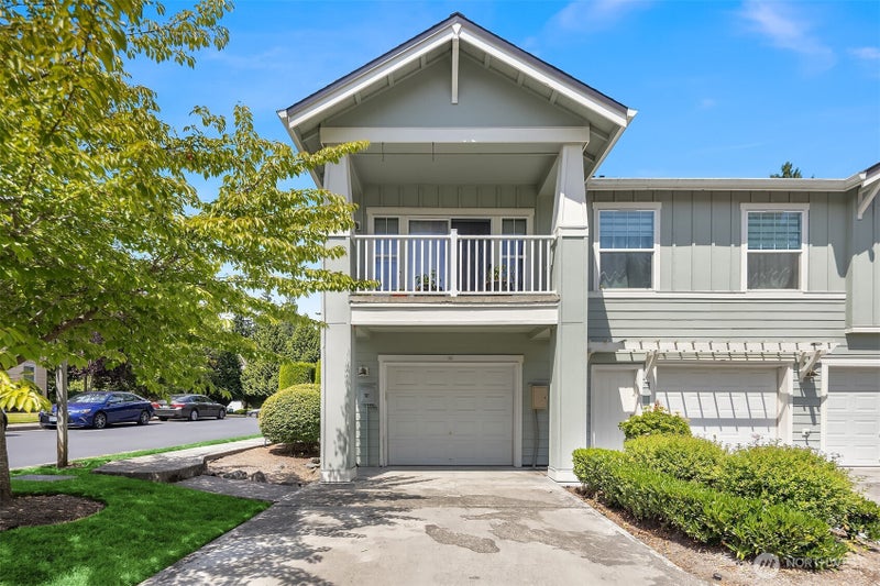 22675 NE Alder Crest Drive 102