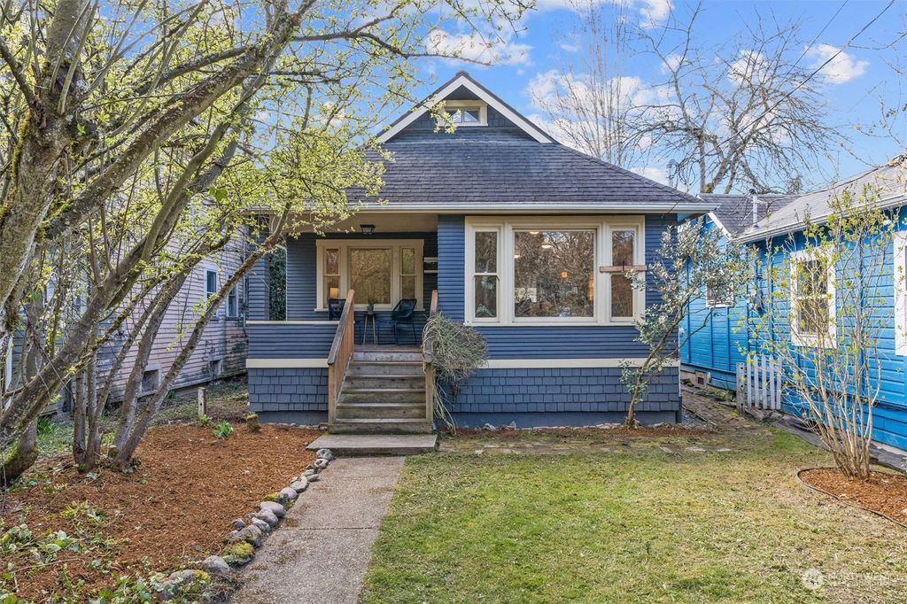 Photo of 8653 Wabash Avenue S, Seattle, WA 98118 (MLS # 2052765)