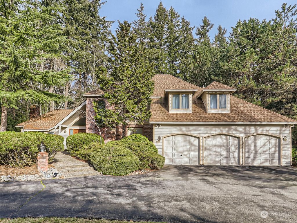 Photo of 16534 NE 169th Place, Woodinville, WA 98072 (MLS # 2032913)