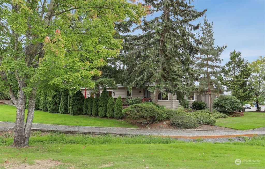 Photo of 23817 Willow Circle, Bothell, WA 98021 (MLS # 2292277)